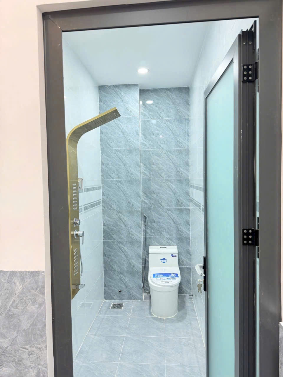 Bán nhà 1 Trệt 1 Lầu ĐẸP,FULL nội thất,SHR đường 2 ô tô,gần Cầu Hang 15997455