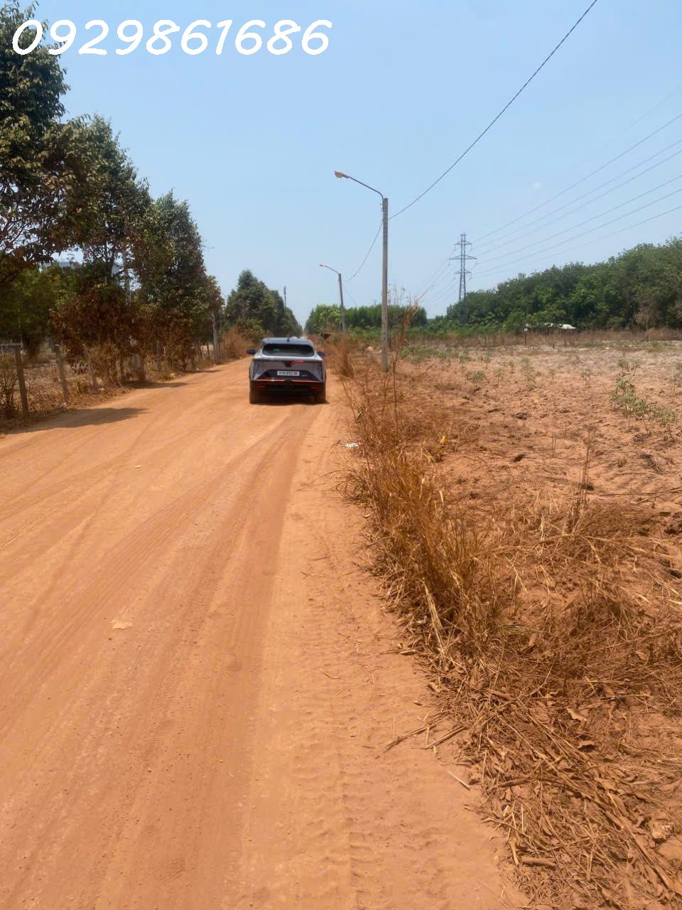 Cắt lỗ bán nhanh lô đất siêu đẹp mặt tiền đường vành đai Becamex Chơn Thành 15997458