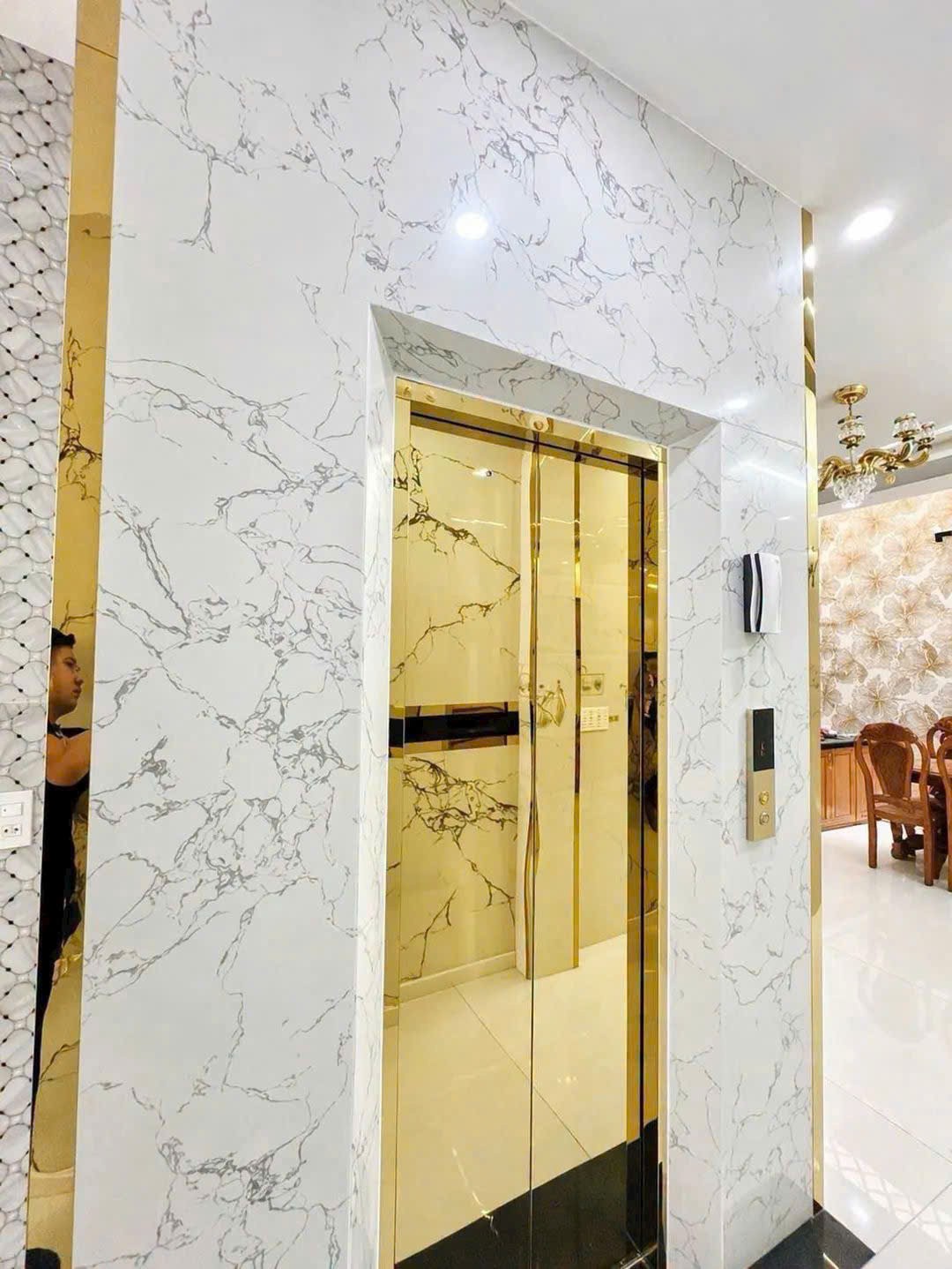 GIẢM SỐC 300TR – CÒN 8.5 TỶ  NHÀ MỚI + THANG MÁY HIẾM GÒ VẤP. ĐƯỜNG PHẠM VĂN CHIÊU. 15997469