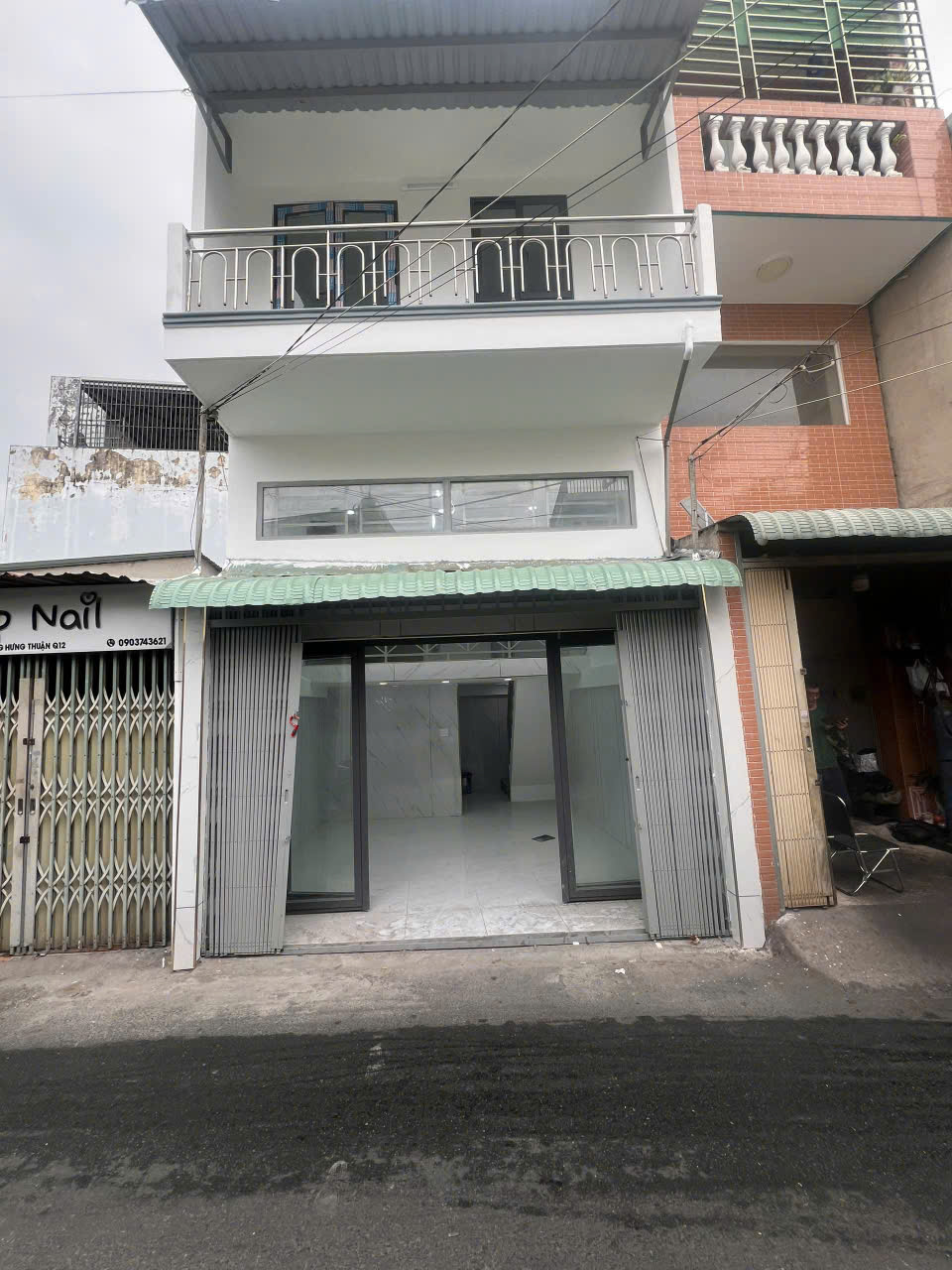 Nhà mới sổ hồng riêng 1 lửng 1 lầu đường ôtô thông đông hưng thuận 27 q12 15997470