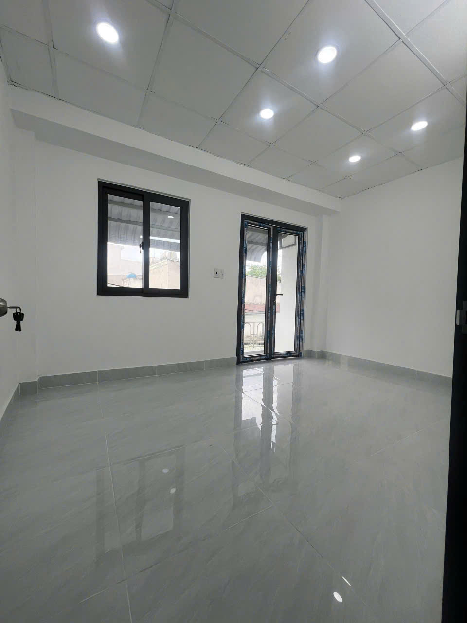 Nhà mới sổ hồng riêng 1 lửng 1 lầu đường ôtô thông đông hưng thuận 27 q12 15997470