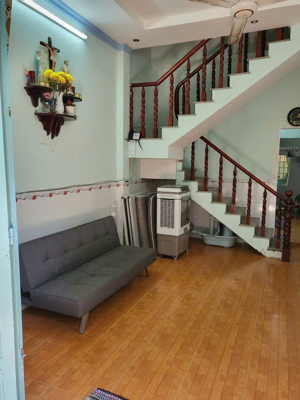 Cho thuê nhà nguyên căn 1 lầu gần cầu vượt tân thới hiệp q12 15997480