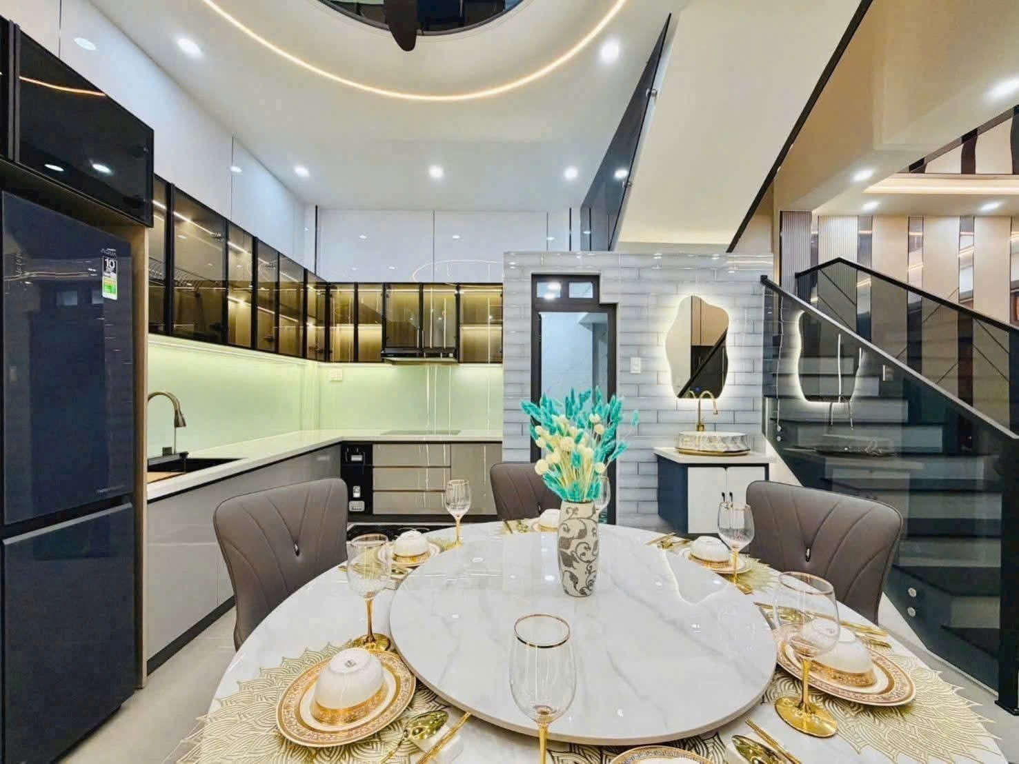 NHÀ MỚI 100% – HẺM 9M Ô TÔ  TRÁNH – KHU VIP GÒ VẤP.  NGANG 5M GIÁ NHỈNH 8 TỶ.  ĐS 59.PHẠM VĂN CHIÊU 15997481