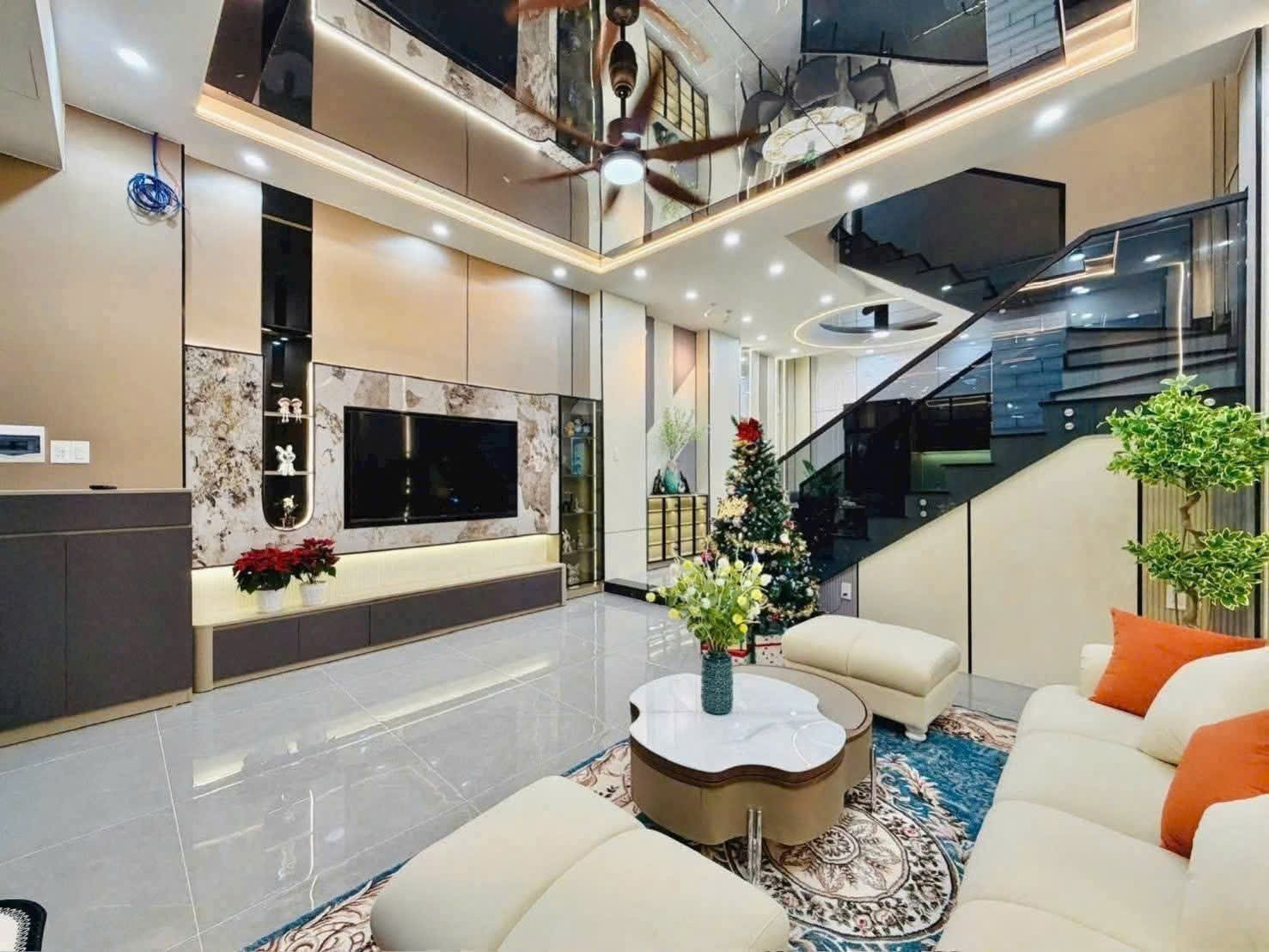 NHÀ MỚI 100% – HẺM 9M Ô TÔ  TRÁNH – KHU VIP GÒ VẤP.  NGANG 5M GIÁ NHỈNH 8 TỶ.  ĐS 59.PHẠM VĂN CHIÊU 15997481