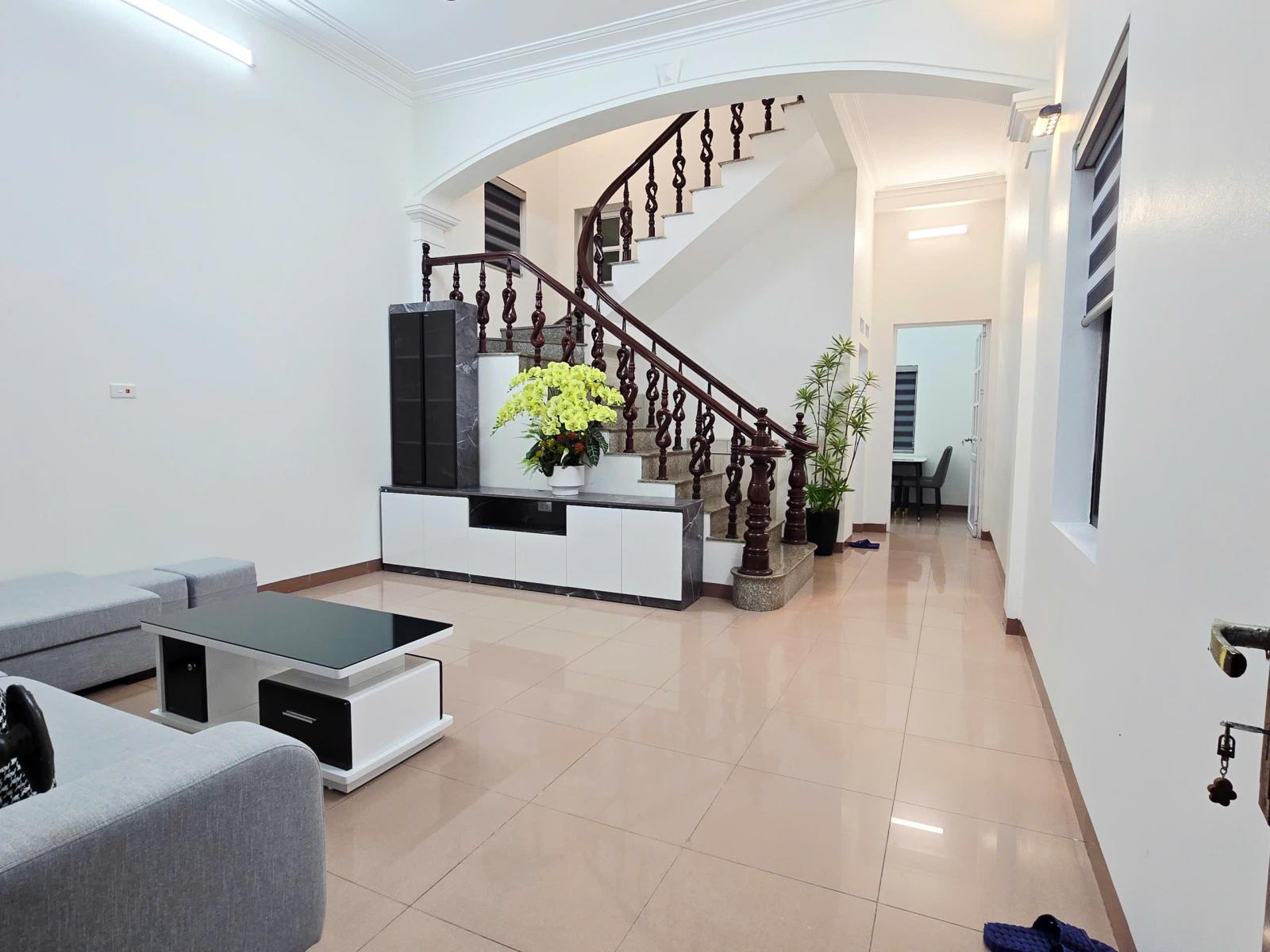 BÁN NHÀ PHÚC LỢI – LONG BIÊN  NHÀ ĐẸP, CÓ SÂN, 3 NGỦ 15997498