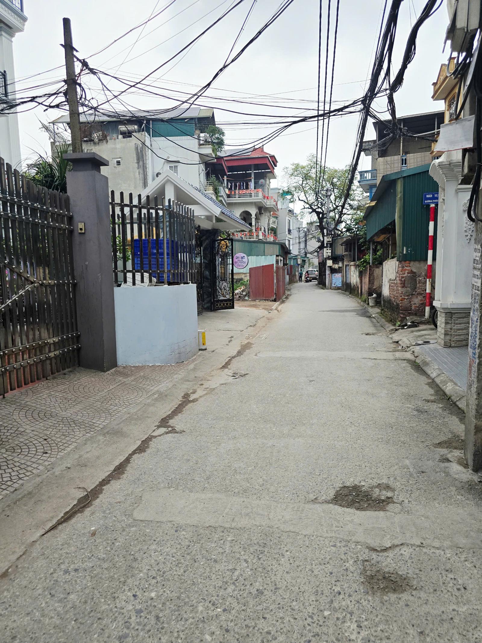 BÁN NHÀ PHÚC LỢI – LONG BIÊN  NHÀ ĐẸP, CÓ SÂN, 3 NGỦ 15997498