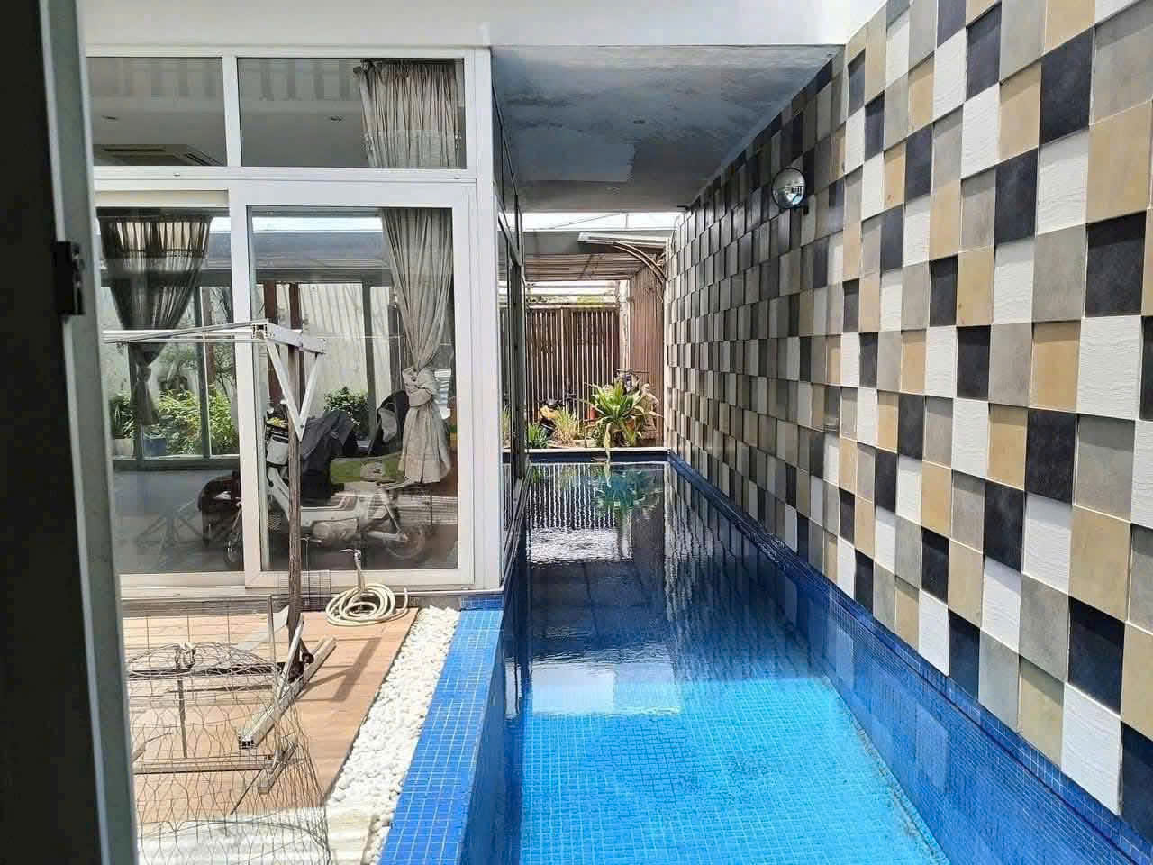 BÁN NHÀ SHR (10x37) – MẶT TIỀN BÀ TRIỆU, HÓC MÔN – VỊ TRÍ ĐẸP NGAY BV HÓC MÔN 15997500