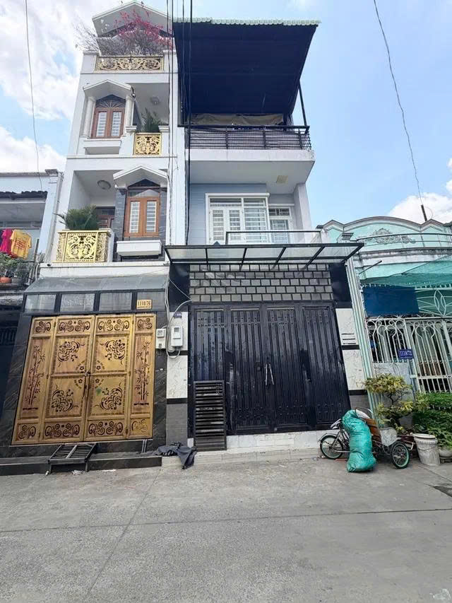 HOT HIẾM! NHÀ 3 TẦNG HẺM XE HƠI QUAY ĐẦU – SÁT NGUYỄN VĂN QUÁ – 5 TỶ TL 15997568