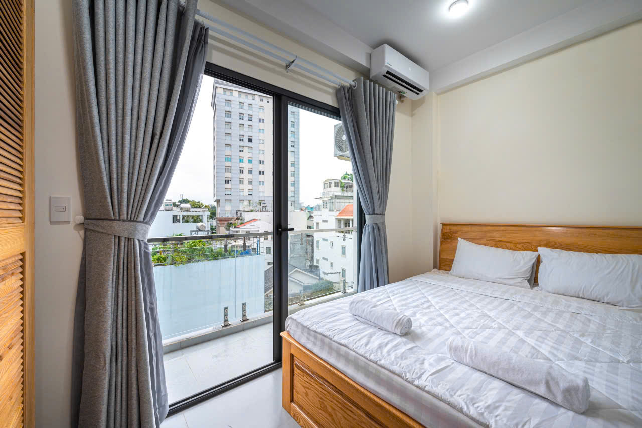 Bán nhà Quận 1, ngay công viên Lê Văn Tám, 4.5x25, Hầm 6 tầng, HDT 150tr, giá 27.5 tỷ 15997572