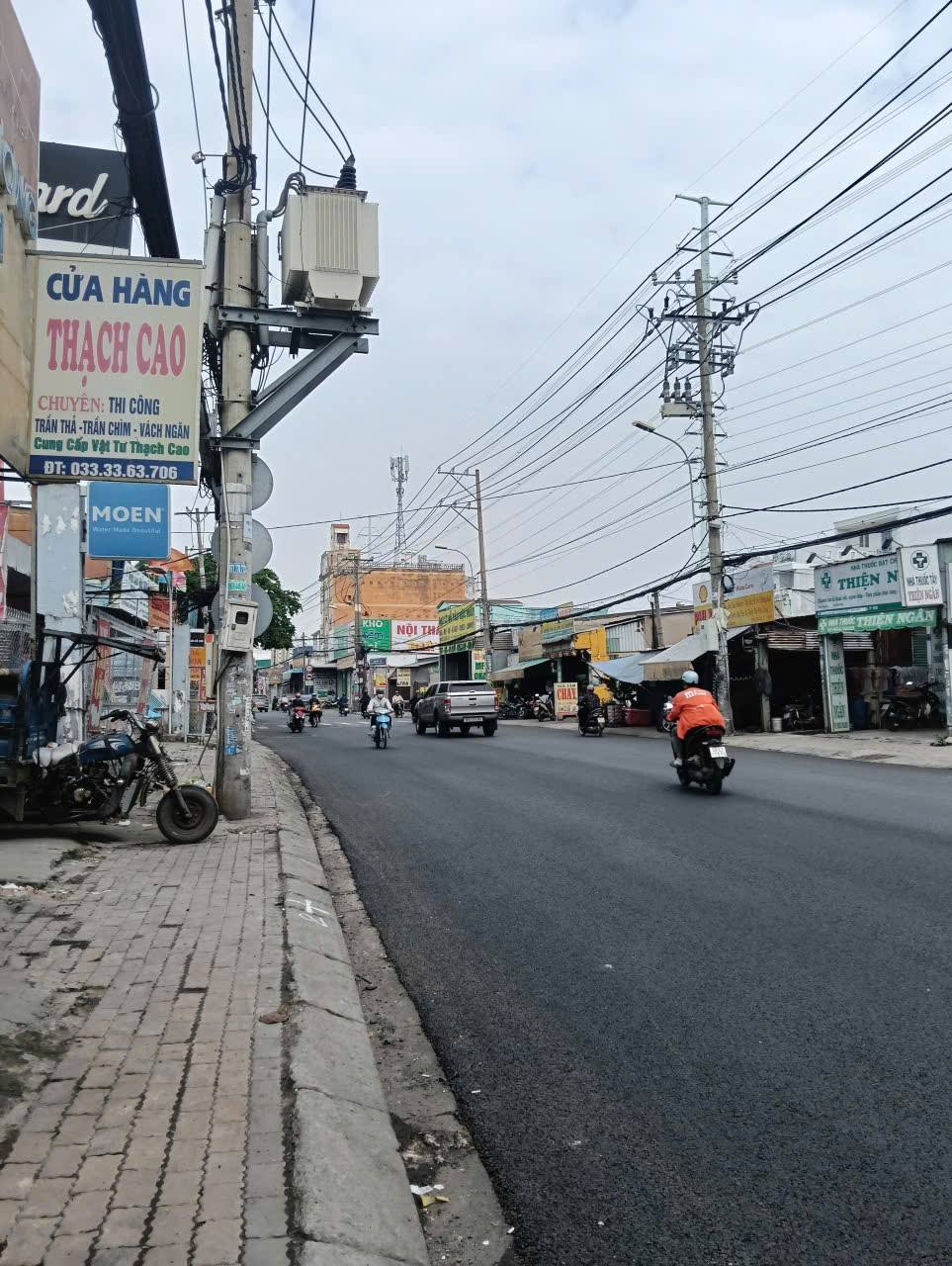 CHO THUÊ NHÀ MẶT TIỀN QL50, BÌNH CHÁNH GIÁ 15 TRIỆU. 15997582