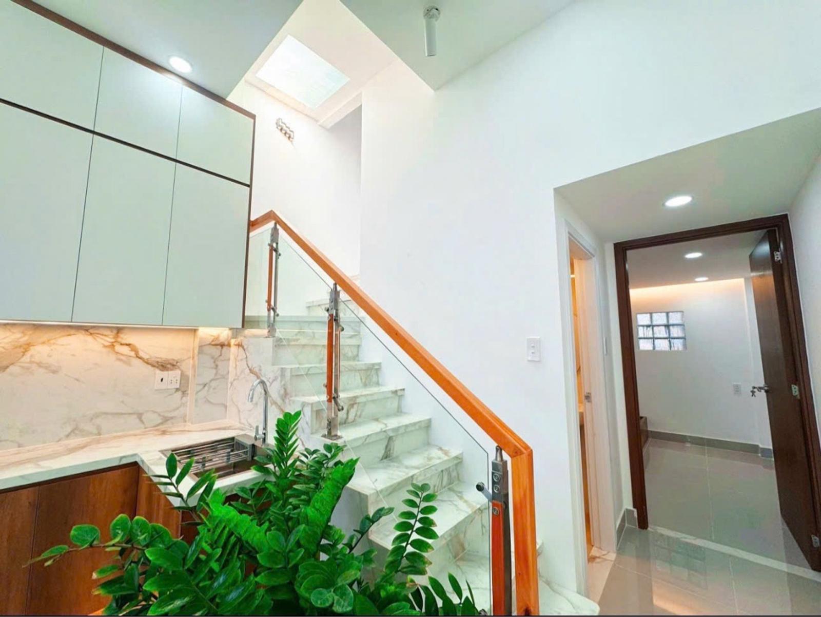 Bán nhà mới đường Huỳnh Tấn Phát, Q7, 40m2, chỉ nhỉnh 5 tỷ 15997590