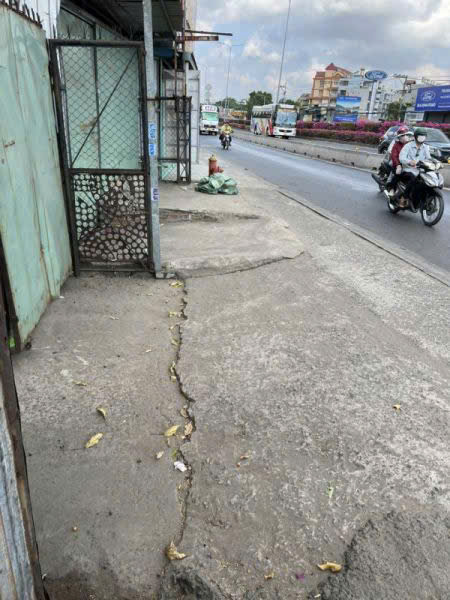 BÁN XƯỞNG MẶT TIỀN QL1A THẠNH XUÂN, Q.12 – THU NHẬP 95TR/THÁNG 15997598