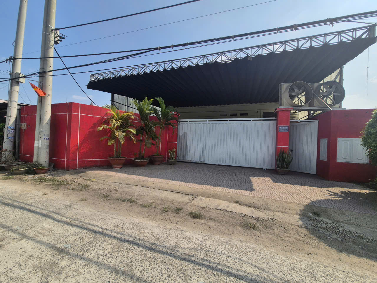 BÁN NHÀ XƯỞNG BÌNH MỸ – CỦ CHI – DÒNG TIỀN 50TR/THÁNG CHỈ NHĨNH 17Đ 15997599