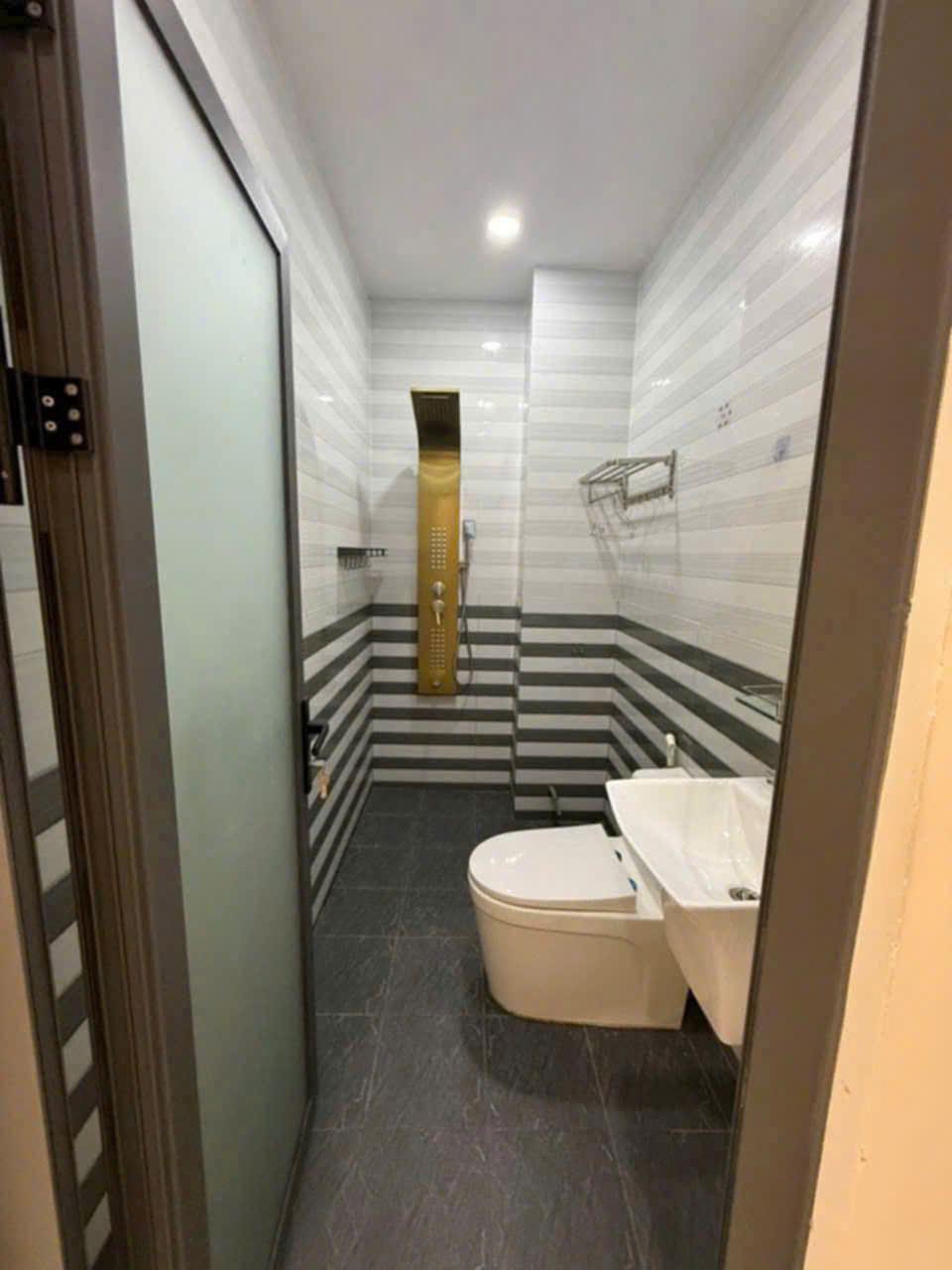 CẦN PASS SIÊU PHẨM – NHÀ NGUYÊN CĂN GẦN AEON MALL BÌNH TÂN,TPHCM 15997612