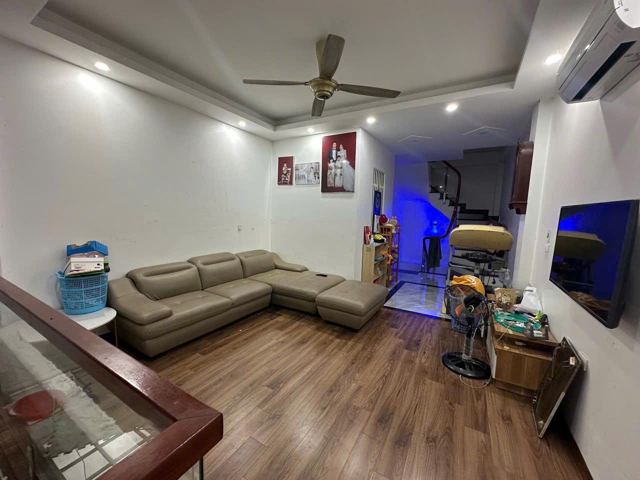 CỰC PHẨM - 4 TẦNG VÂN TRÌ - VÂN NỘI - MẶT PHỐ Ô TÔ TRÁNH - KD 15997621