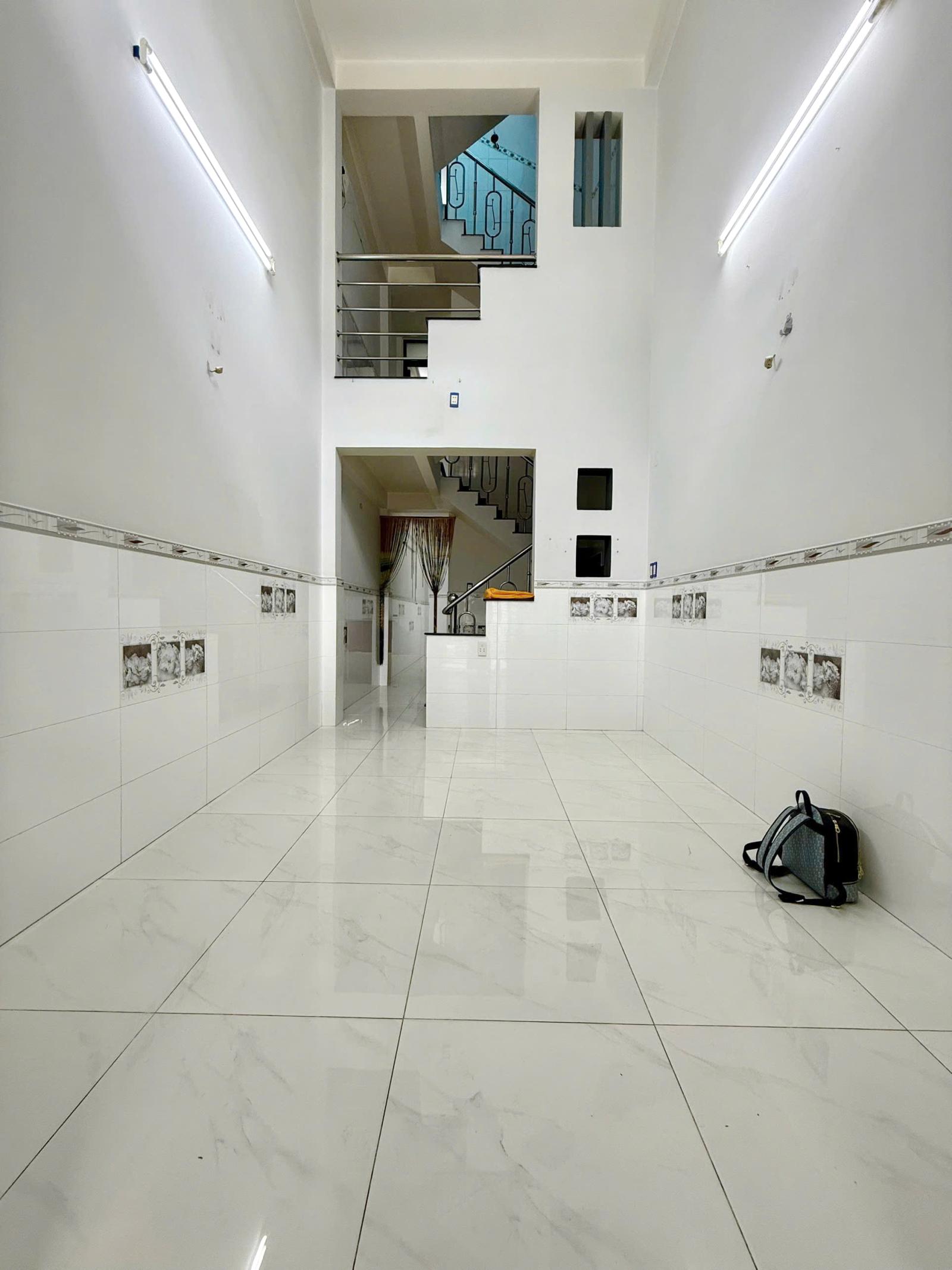 HXH 484 Nguyễn Duy P.Chánh Hưng (P10Q8) 15997625