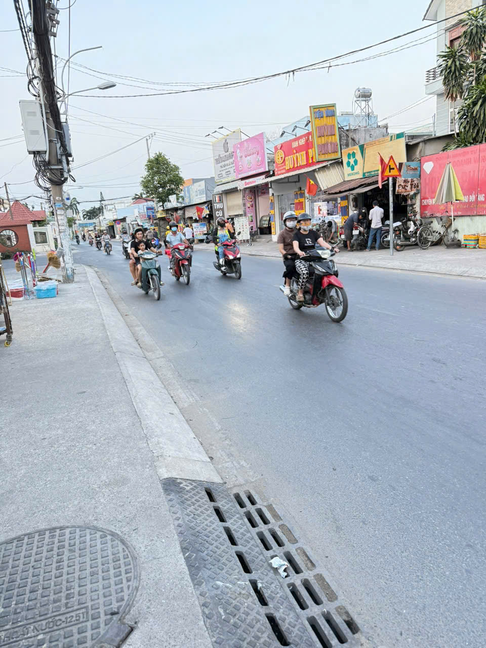 MẶT TIỀN TRẦN VĂN MƯỜI – GẦN CHỢ CUA CHỮ S – CÓ DÒNG TIỀN, CHỈ 13 TỶ CHỐT 15997667