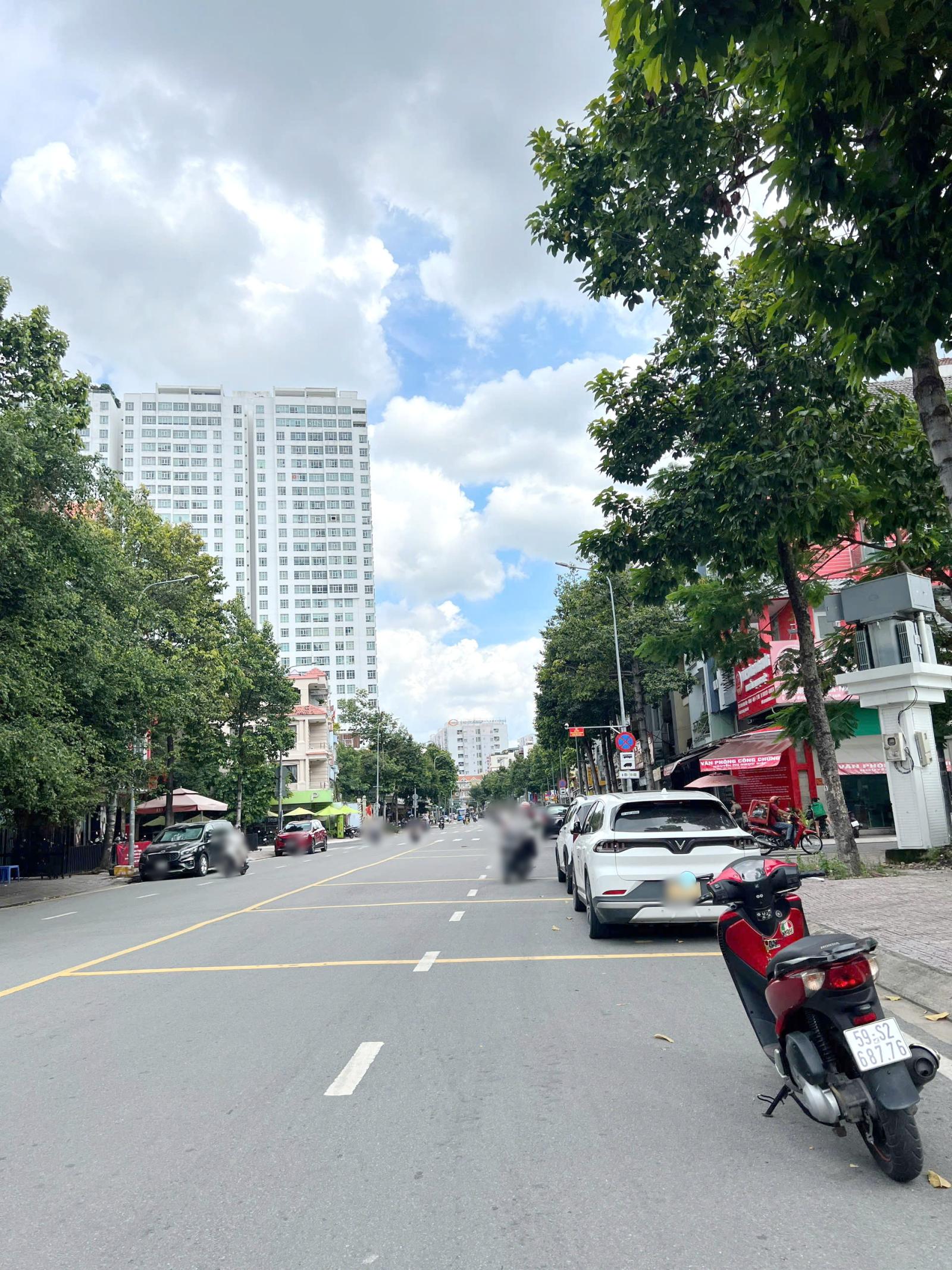 Nhà 4 tầng 2 mặt tiền VIP đường Dương Quang Đông P5 Q8. Giá: 24 tỷ 15997671