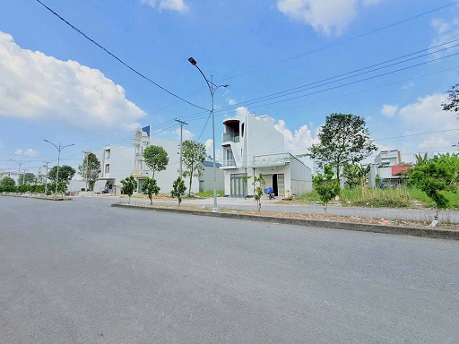 BÁN NỀN ĐẸP TRỤC CHÍNH D1 SỐ 177 – KDC HỒNG LOAN (KHÔNG VƯỚNG CỐNG, TỤ ĐIỆN) 15997672