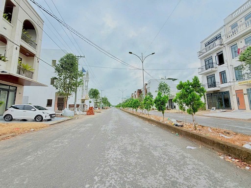 BÁN NỀN ĐẸP TRỤC CHÍNH D1 SỐ 177 – KDC HỒNG LOAN (KHÔNG VƯỚNG CỐNG, TỤ ĐIỆN) 15997672