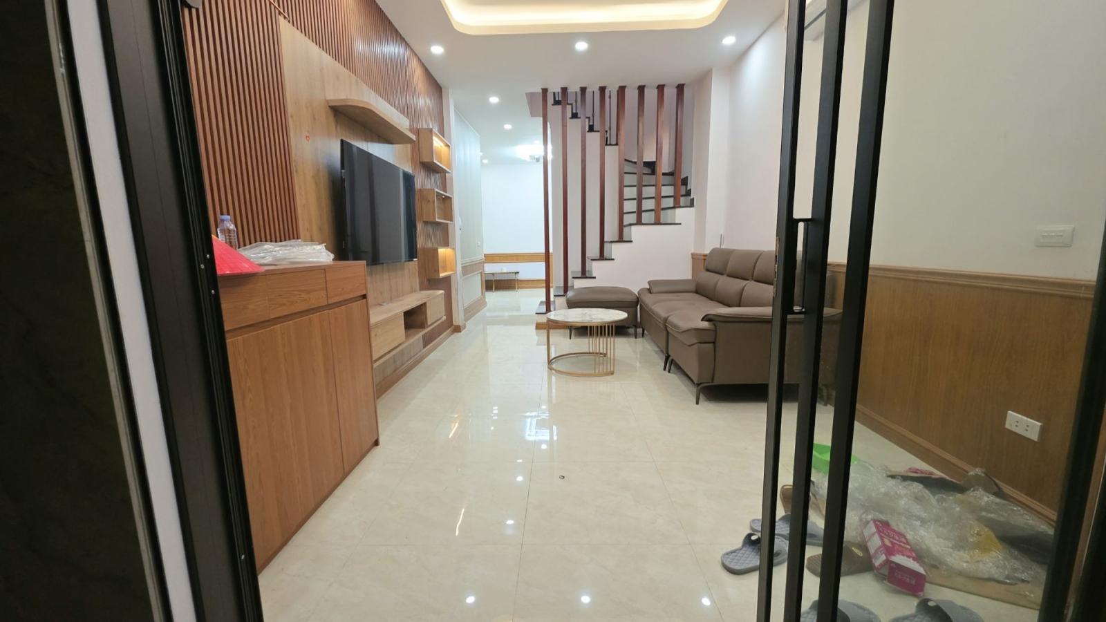 Nhà đẹp trong lòng Hà Nội
ĐỘI CẤN · BA ĐÌNH · VỊ TRÍ VÀNG
11,39 Tỷ đồng 15997678