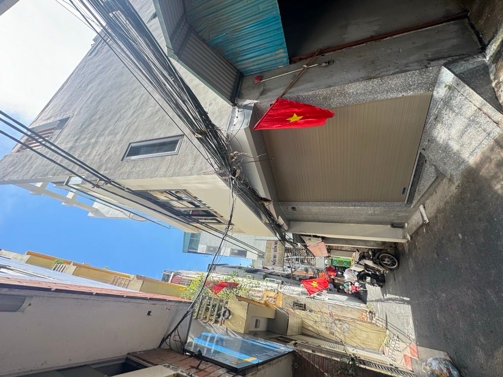 Siêu phẩm mặt ngõ Đình Thôn thông Trần Văn Lai-

lô góc  - nhà mới - thang máy - kinh doanh - nội 15997687