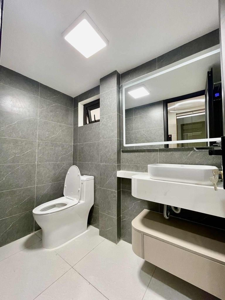 Siêu phẩm mặt ngõ Đình Thôn thông Trần Văn Lai-

lô góc  - nhà mới - thang máy - kinh doanh - nội 15997687