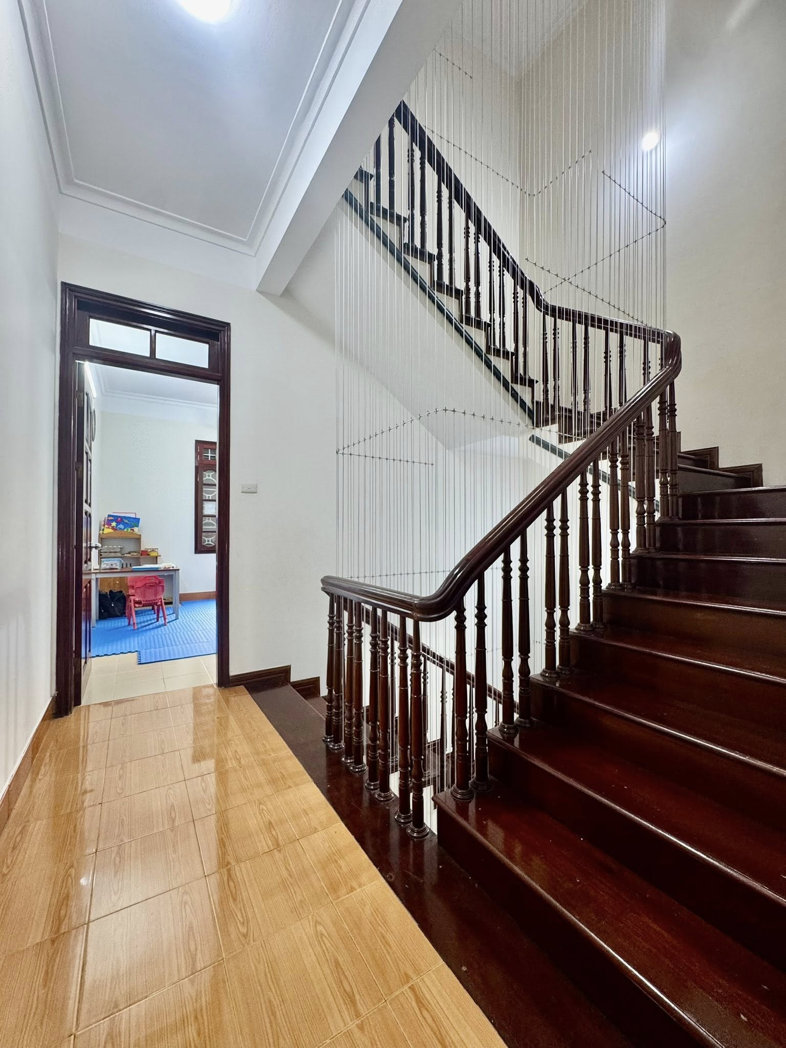 BÁN NHÀ NGUYỄN CHÁNH, CẦU GIẤY, PHÂN LÔ VỈA HÈ 62M2 MT4.2, OTO TRÁNH, KINH DOANH, HƠN 30 TỶ 15997695
