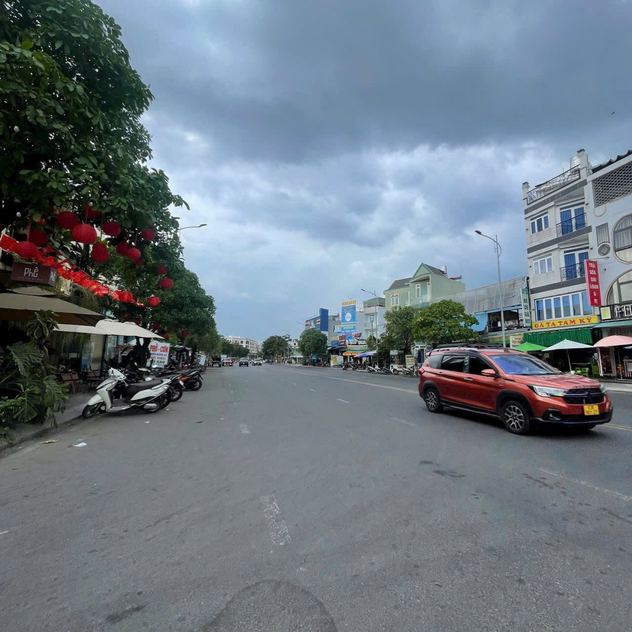 Bán Đất Tặng Nhà Trệt lầu Mặt Tiền Đường Số 5 Hiệp Bình Phước - Liền Kề KĐT Vạn Phúc 15997777