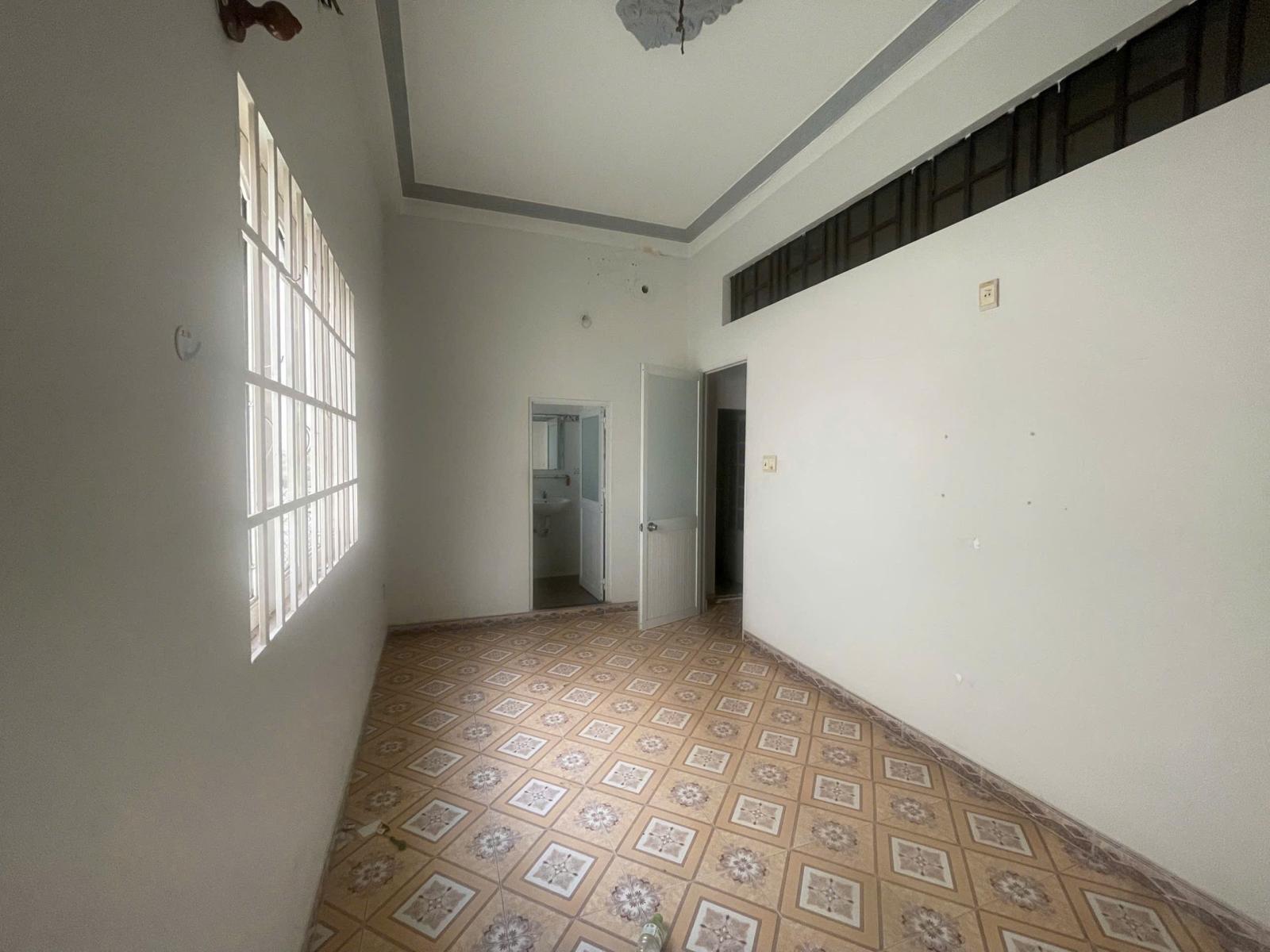 ► 100M2 MẶT TIỀN D10 - TÂY THẠNH, TÂN PHÚ VỊ TRÍ ĐẸP - KINH DOANH SẦM UẤT - GIÁ TỐT 15997780