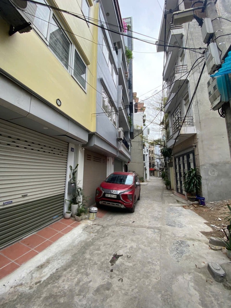 TƯ ĐÌNH – LONG BIÊN  56m² – 4 TẦNG – Ô TÔ VÀO NHÀ – Ô CHỜ THANG MÁY 15997796