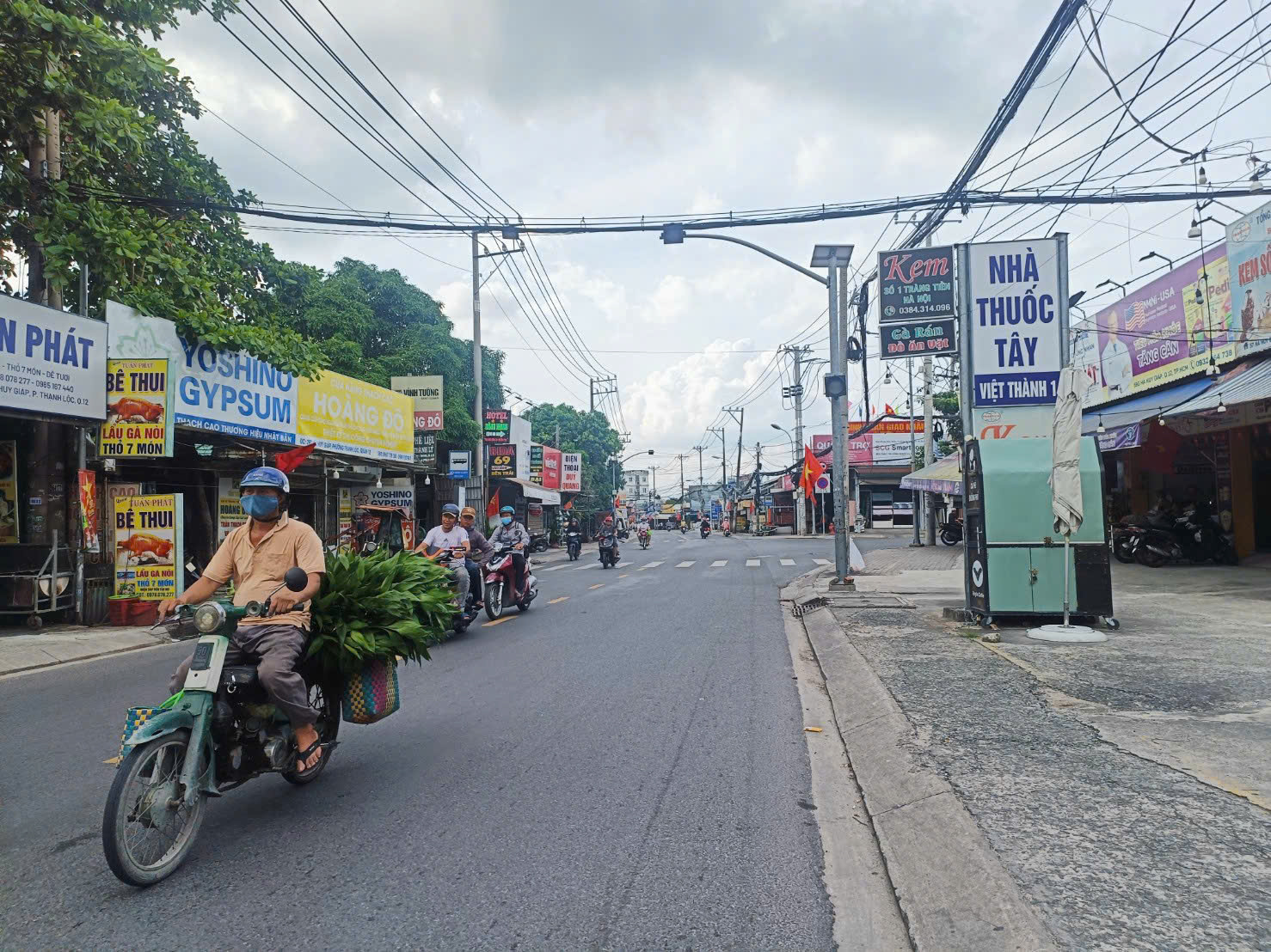 CẦN BÁN NHÀ (5x30) MẶT TIỀN HÀ HUY GIÁP, P.THỚI AN, Q.12. 15997892