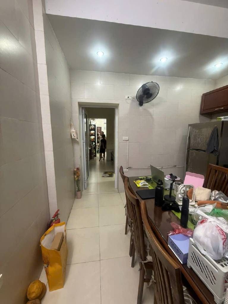 Tập thể Nguyễn văn Cừ Long Biên 4 tỷ 60m tầng 1 vừa ở vừa kinh doanh 15997904