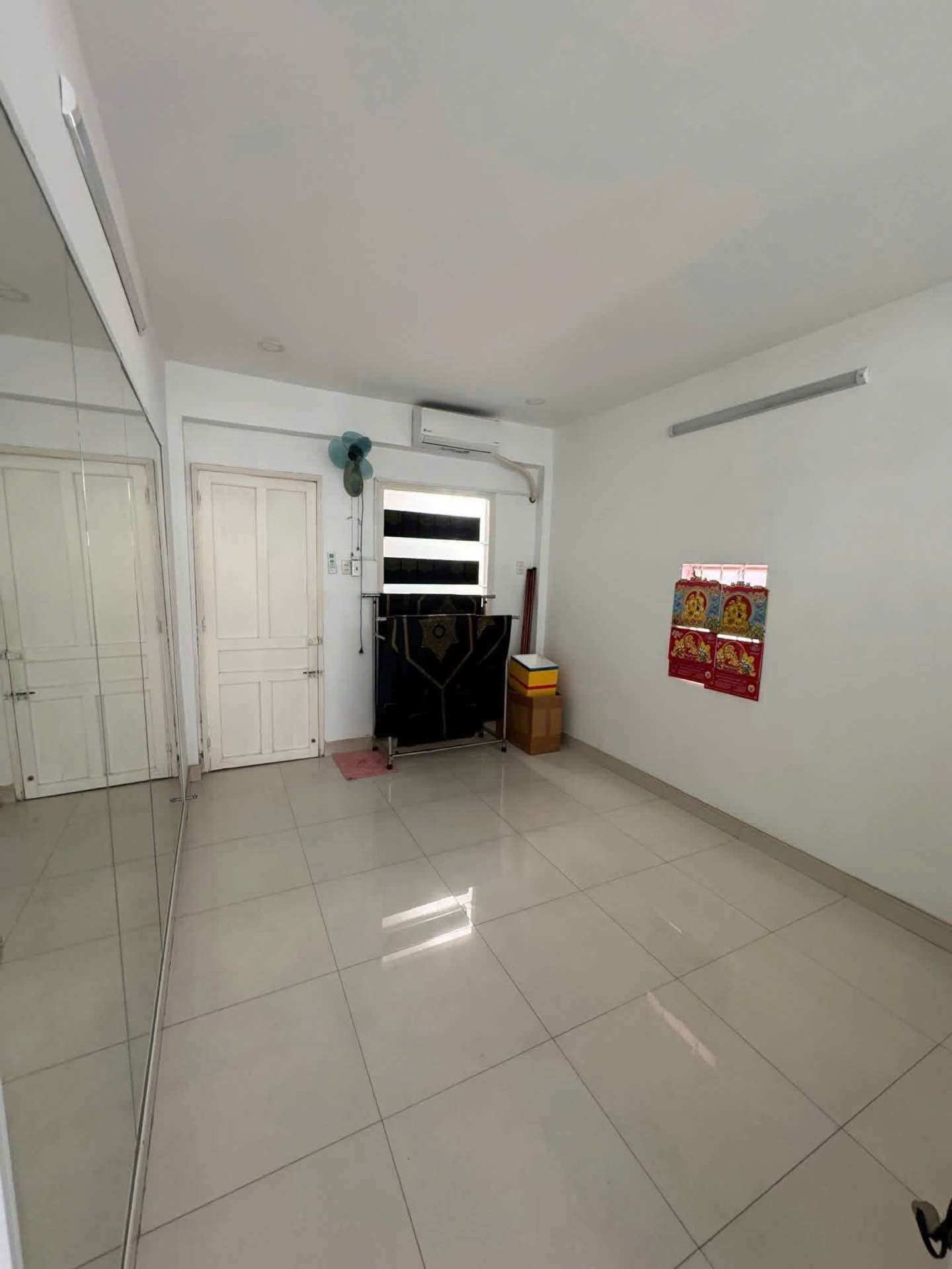 Bán nhà hẻm xe tải 6m Lạc Long Quân, P10, Quận 11 15997905