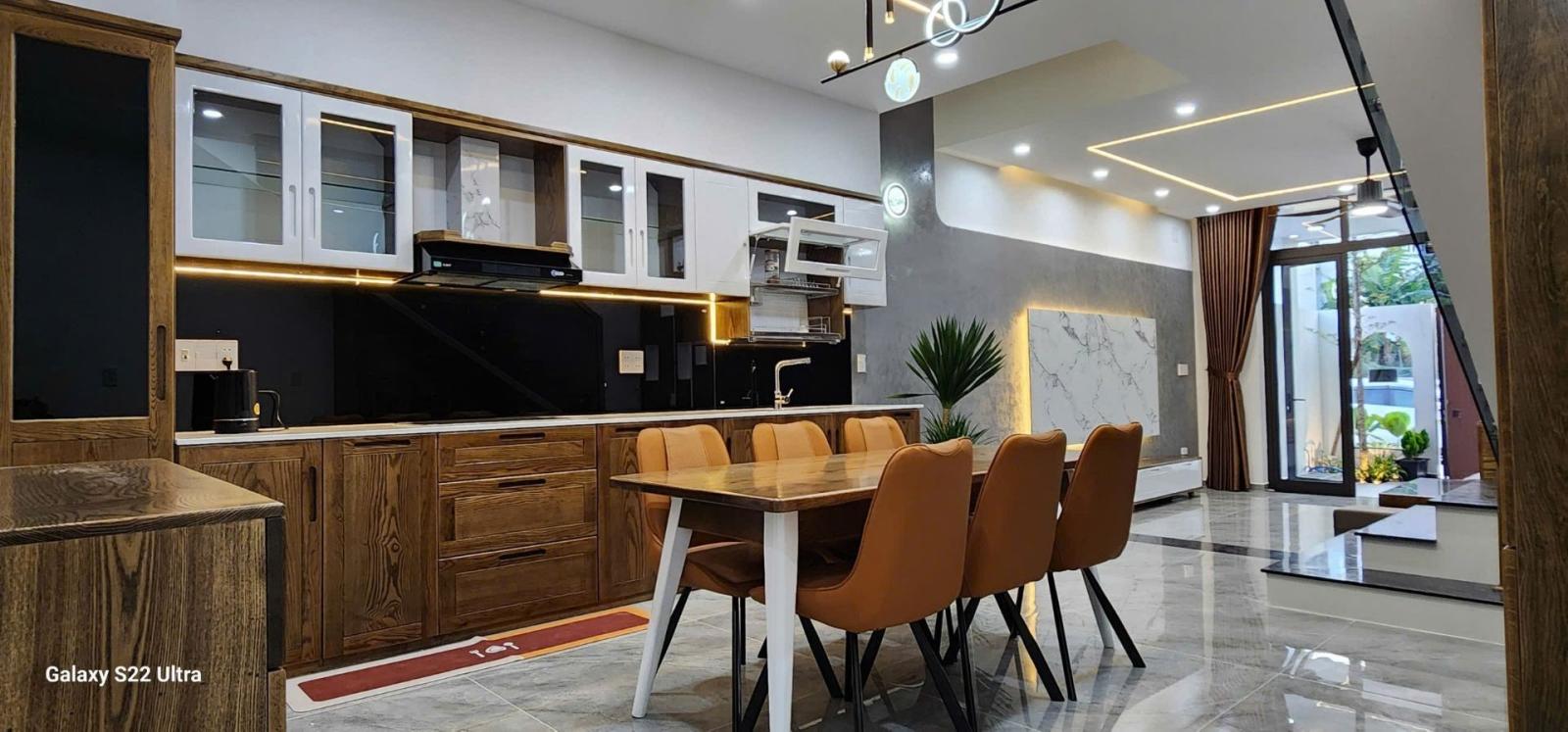 Bán nhà Diệp Minh Châu Hòa Xuân, 3 tầng, 100m2, đường 7.5m, giá 9.9 tỷ 15997912