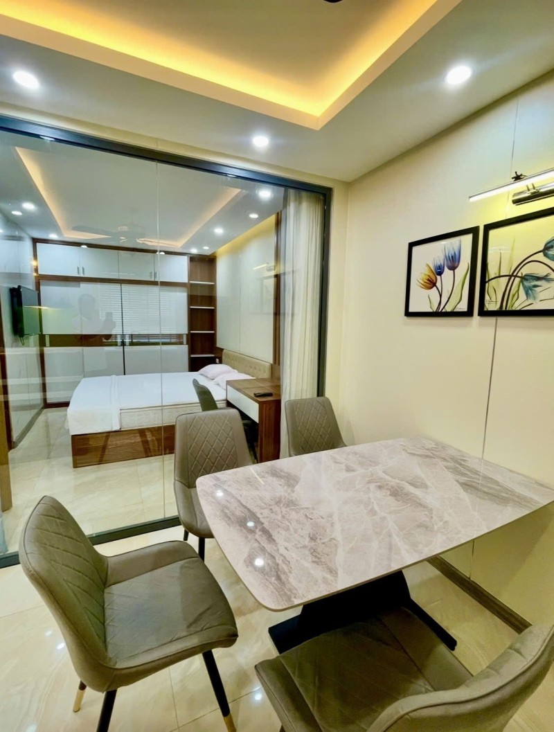 Bán căn hộ Mường Thanh Mỹ Khê, 82m2, 3PN, sát biển, giá 5.5 tỷ 15997915