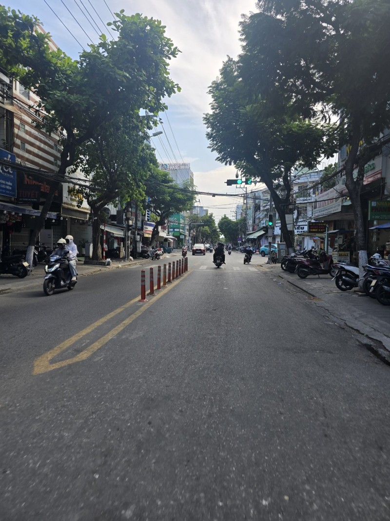 #  MT Trưng Nữ Vương gần Hoàng Diệu, 200m2, ngang 7.8m KD đỉnh 15997936