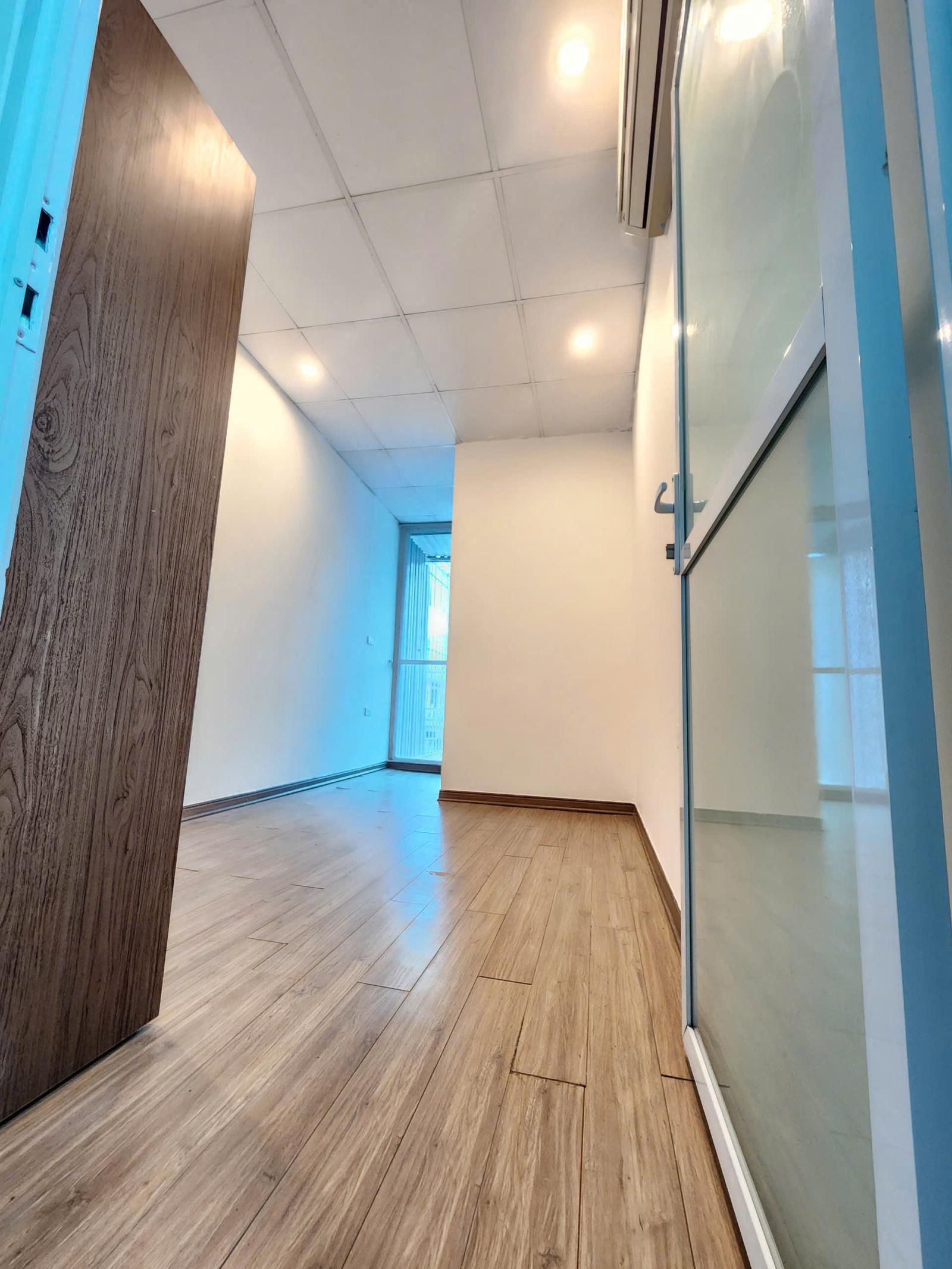 Bán gấp giá rẻ ô tô kinh doanh Ngõ Quỳnh 32m, 4 tầng, mặt tiền 4m, 8.5 tỷ Hai Bà Trưng. 15997952