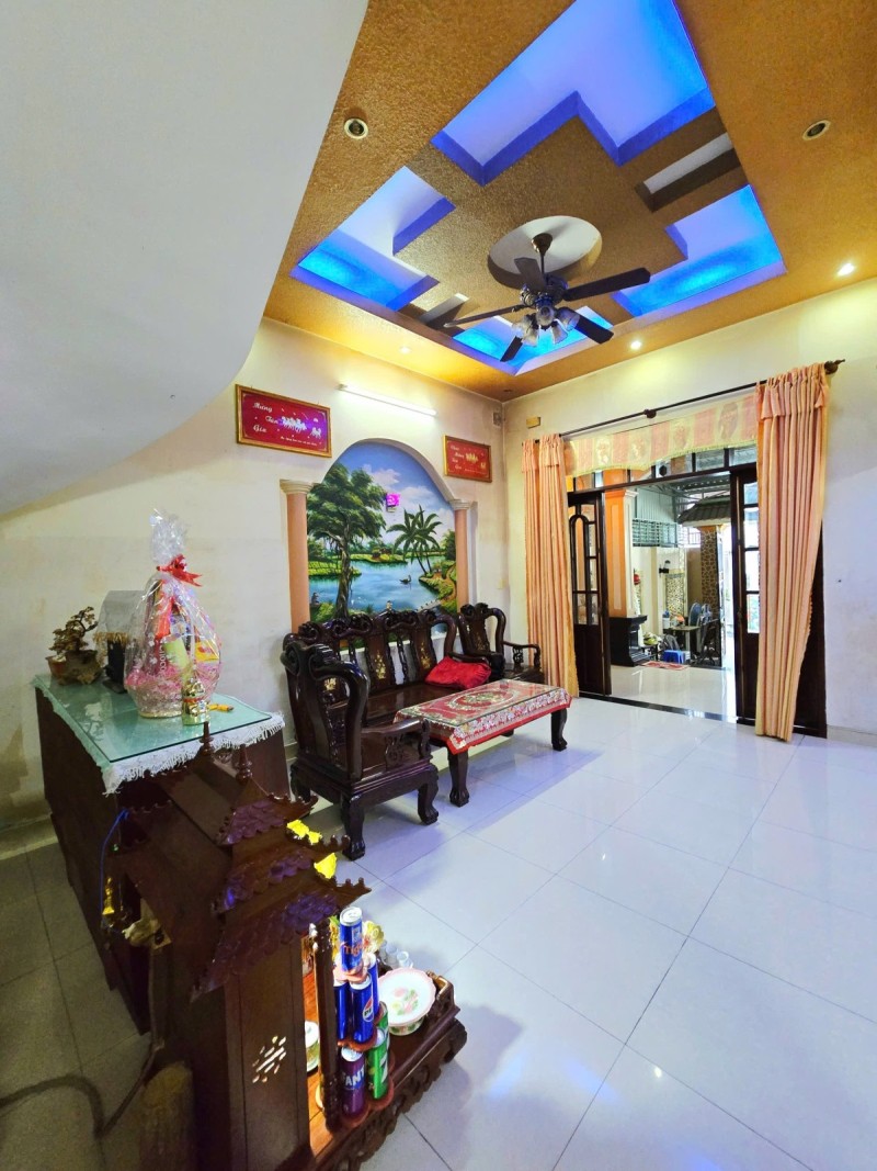 Bán nhà đường Nguyễn Duy Trinh, Phường Long Trường,  Q9, Thủ Đức, TP HCM. DT 154m2,  3 tầng, sổ 15997969