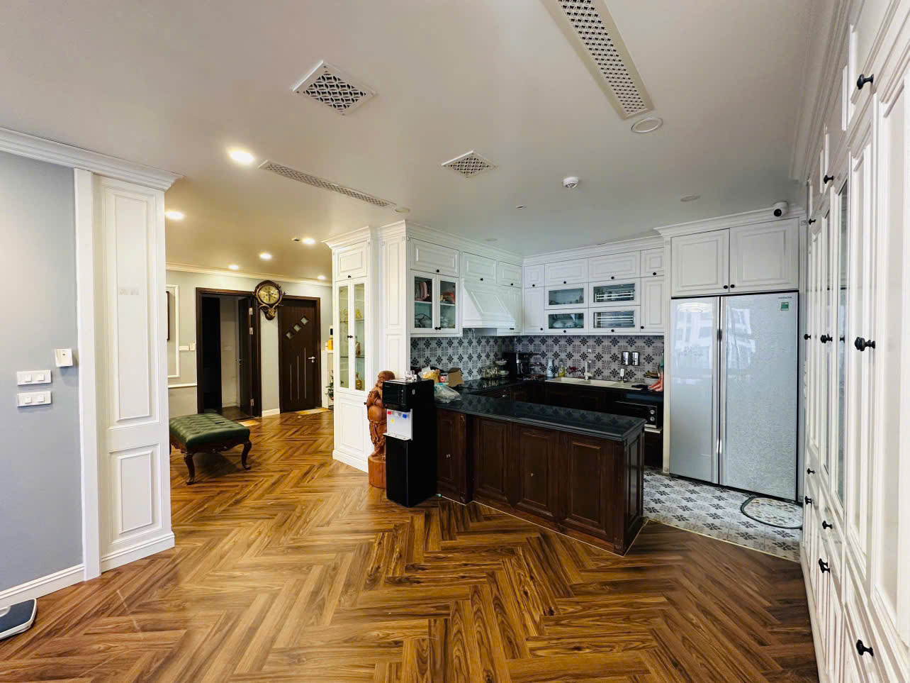 CHÍNH CHỦ CẦN BÁN GẤP *** GIÁ TỐT NHẤT TÒA GOLDEN PARK CẦU GIẤY 15997975