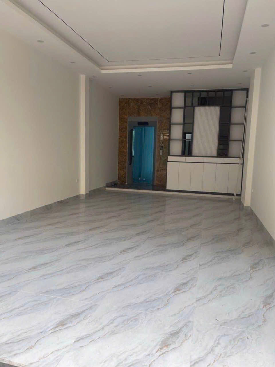 🔥 55M2 NHÀ ĐẸP THẠCH BÀN – FULL NỘI THẤT – GARA Ô TÔ – THANG MÁY 🔥 15997992