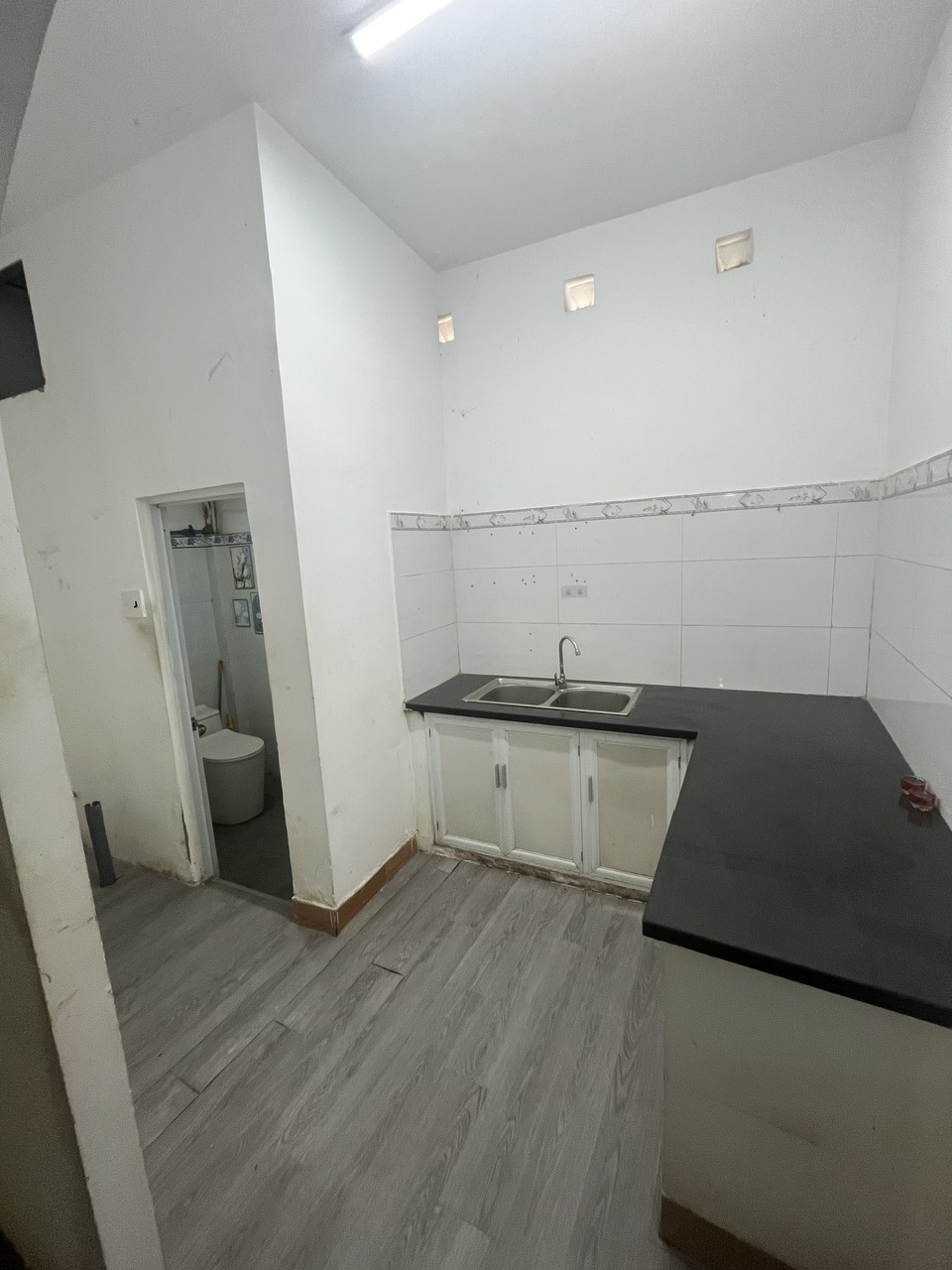 CHO THUÊ NHÀ KD, 1 TẦNG, 64M2 FULL MẶT TIỀN ĐƯỜNG SỐ 8, P.11, Q.GÒ VẤP, HCM 15998022