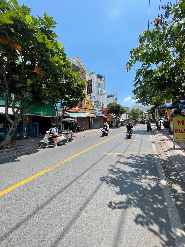 CƠ HỘI ĐẦU TƯ SINH LỜI NGAY – MẶT TIỀN KINH DOANH QUẬN 7 GIÁ CỰC HỜI! 15998030