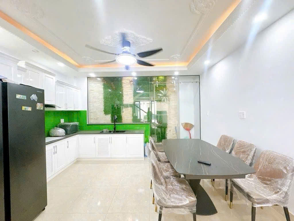 NHÀ ĐẸP HẺM Ô TÔ HUỲNH TẤN PHÁT, Q.7 - TẶNG FULL NỘI THẤT CAO CẤP! 15998037