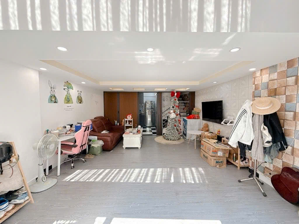 CHỈ NHỈNH 6 TỶ - NHÀ TRẦN XUÂN SOẠN Q.7 - SÁT MẶT TIỀN - TIỀM NĂNG TĂNG GIÁ MẠNH! 15998040