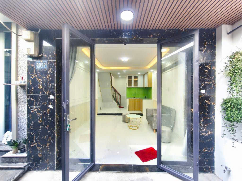 Nhà sát Tân Phú - ngay Bốn Xã - chỉ 3.2 tỷ(tl) - 2 tầng - 2 phòng ngủ - nhà mới vào ở ngay 15998050