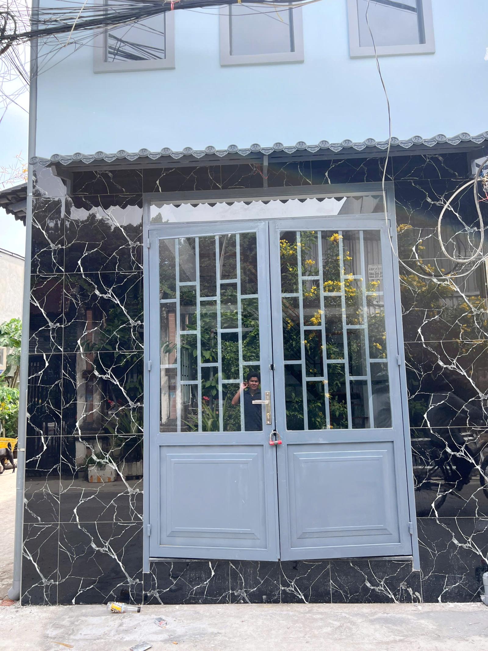 Nhà mới 2 tầng hẻm thẳng C4 đường Phạm Hùng,Bình Hưng 15998059
