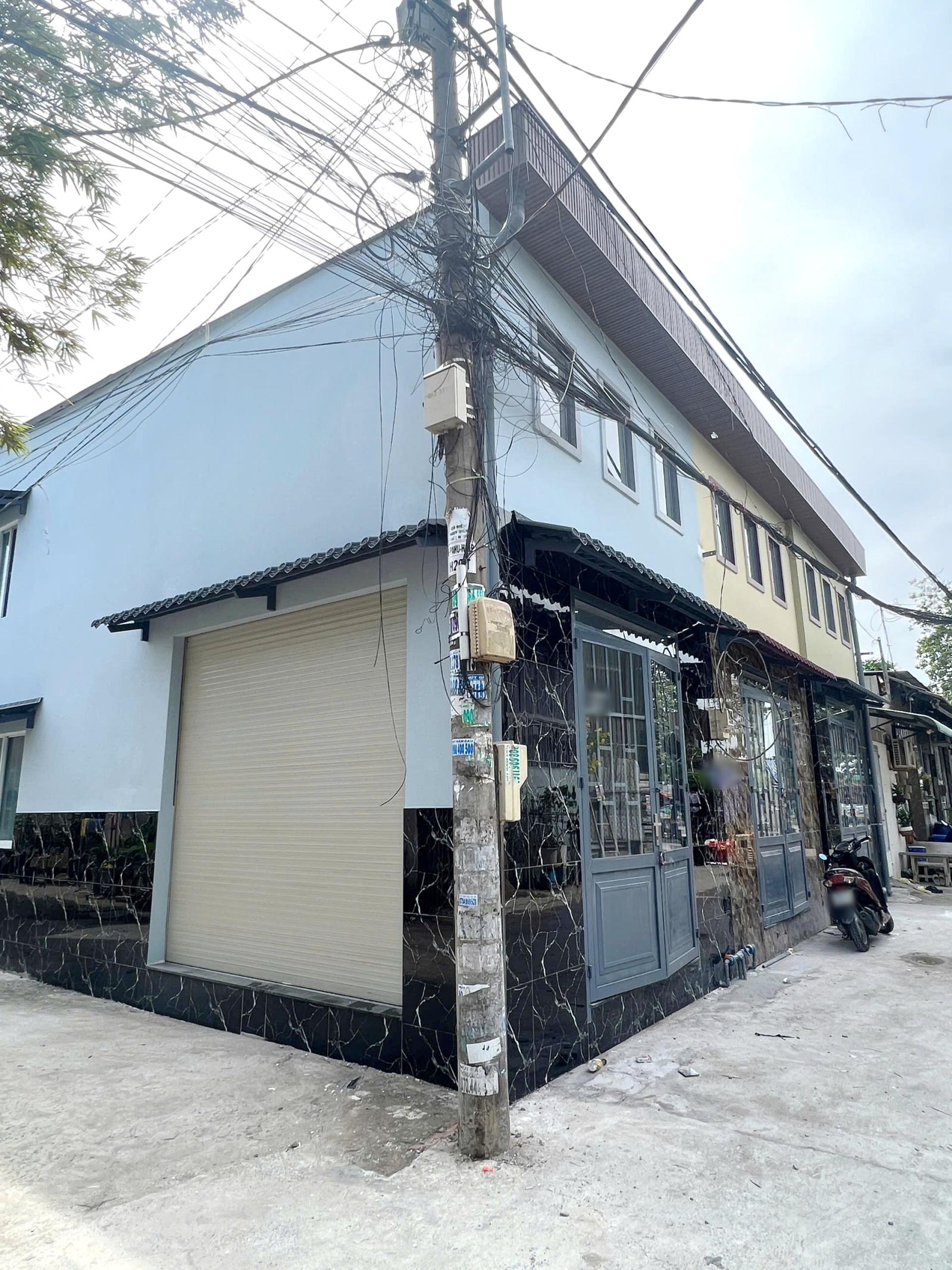 Nhà mới 2 tầng hẻm thẳng C4 đường Phạm Hùng,Bình Hưng 15998059