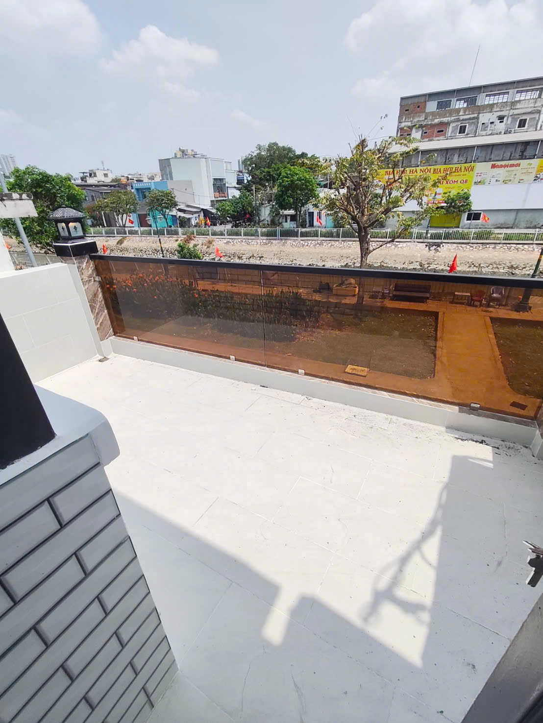 Nhà mới 4 tầng mặt tiền đường Ụ Cây P10 Q8. Giá: 5.8 tỷ 15998099