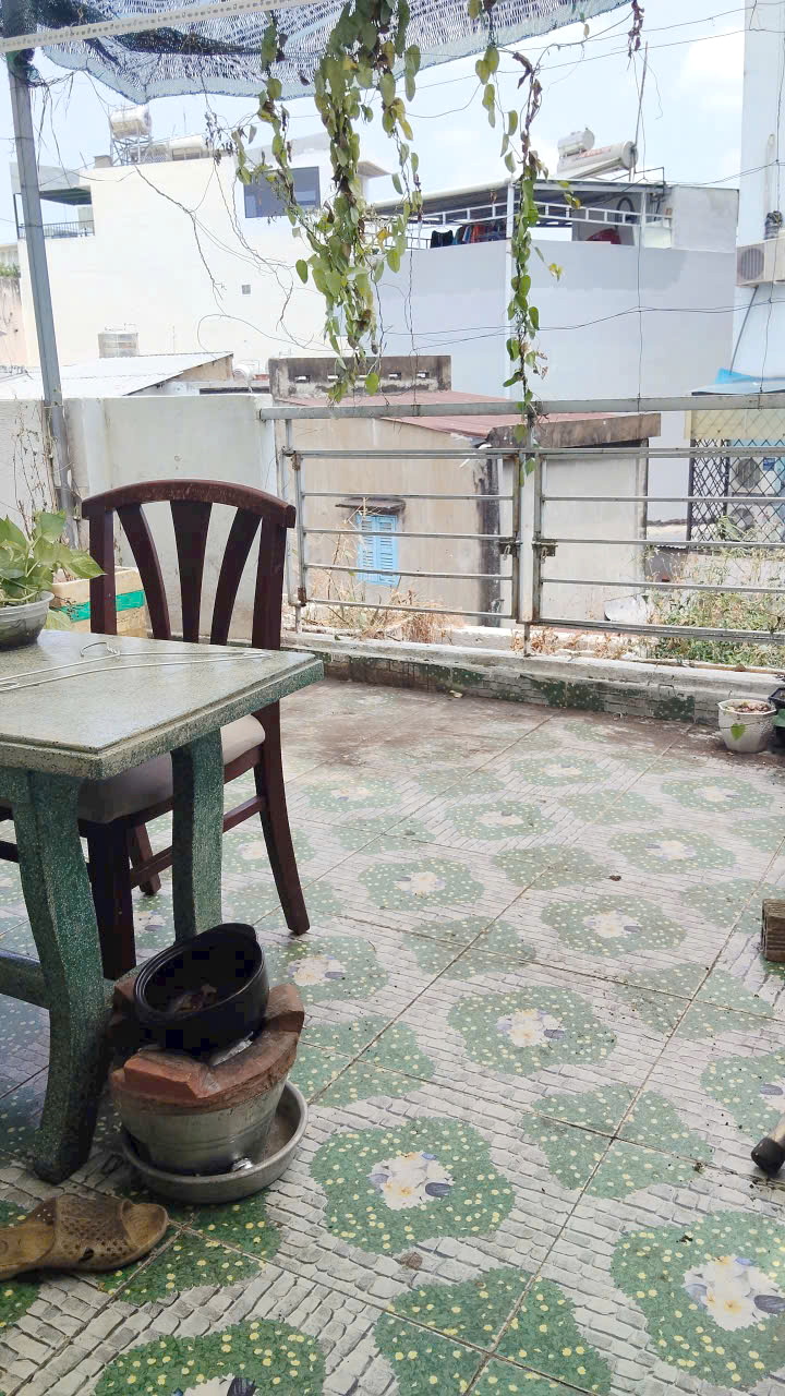 Nhà 4 tầng hẻm thông sát mặt tiền đường Dạ Nam P2Q8. Giá: 5.28 tỷ 15998102